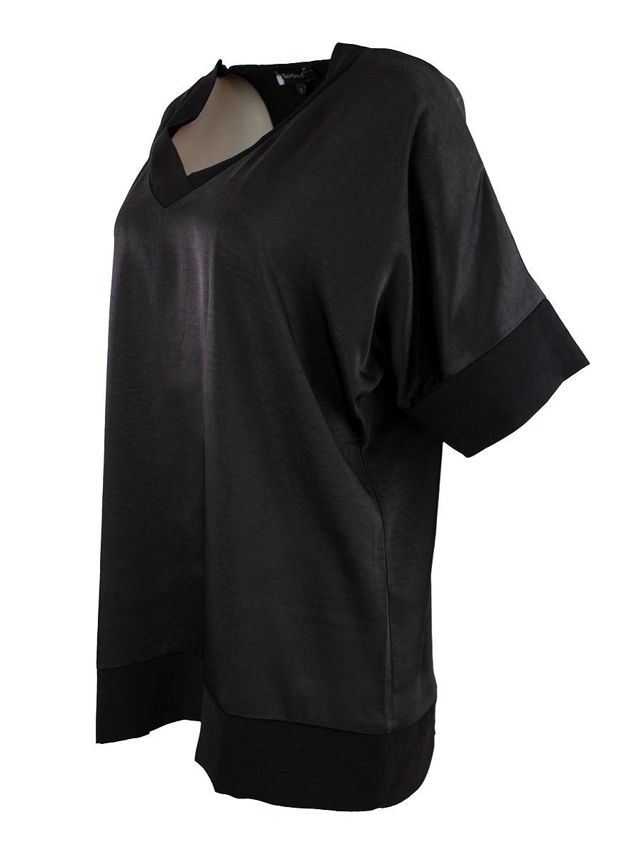 Top V-neck s.s. satin
