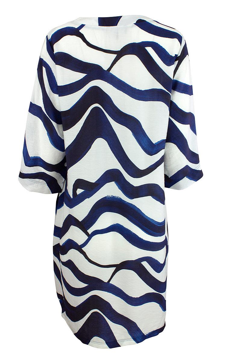 Dress short V-neck wave